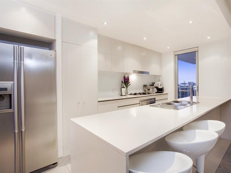 33/363 Coronation Drive, Auchenflower QLD 4066