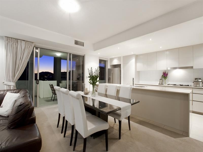 33/363 Coronation Drive, Auchenflower QLD 4066