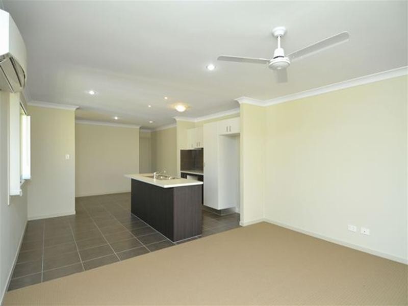 10 Tess Road, Coomera QLD 4209