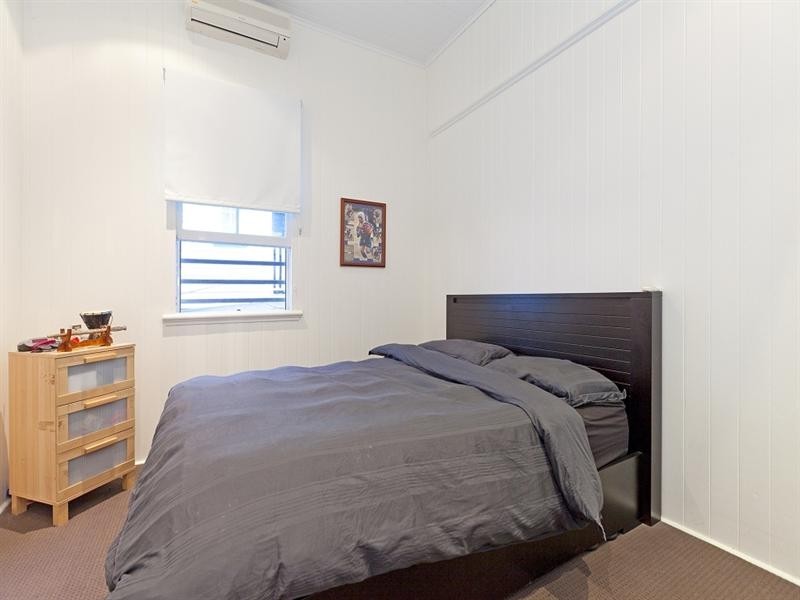 29 Hilton Street, East Brisbane QLD 4169