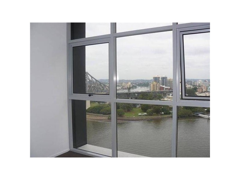 30 Macrossan Street, Brisbane QLD 4000