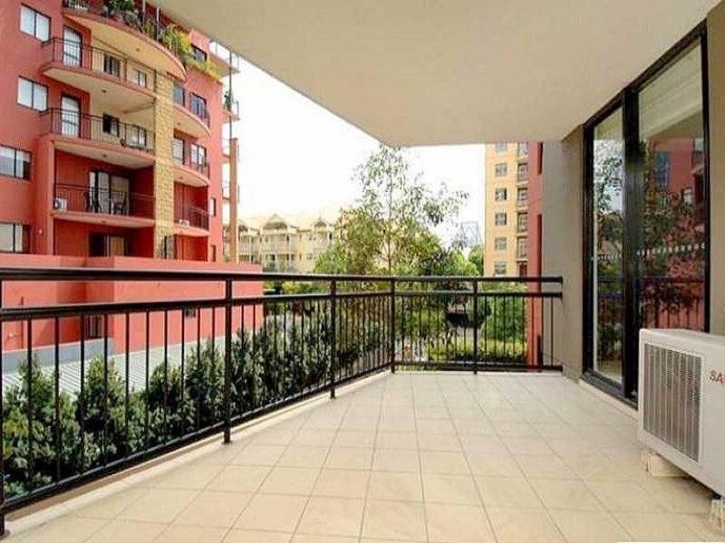 84/15 Goodwin Street, Kangaroo Point QLD 4169