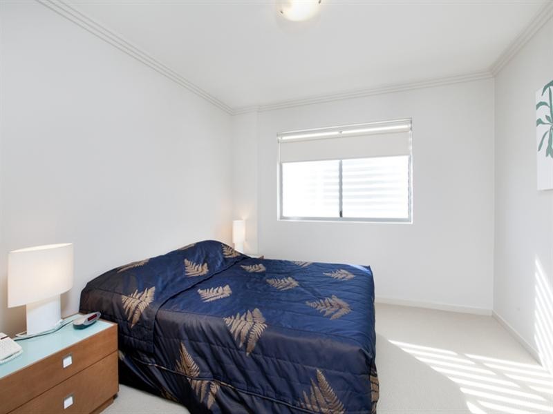 109/89 Landsborough Avenue, Scarborough QLD 4020