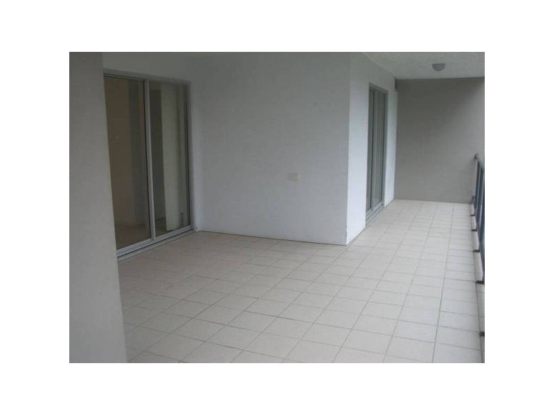 19 Thorn Street, Kangaroo Point QLD 4169