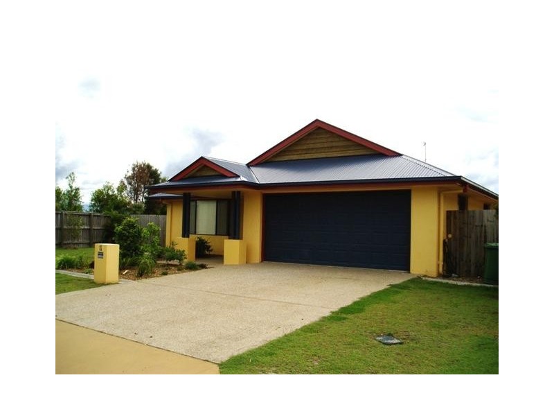 11 Martinique Court, Parrearra QLD 4575