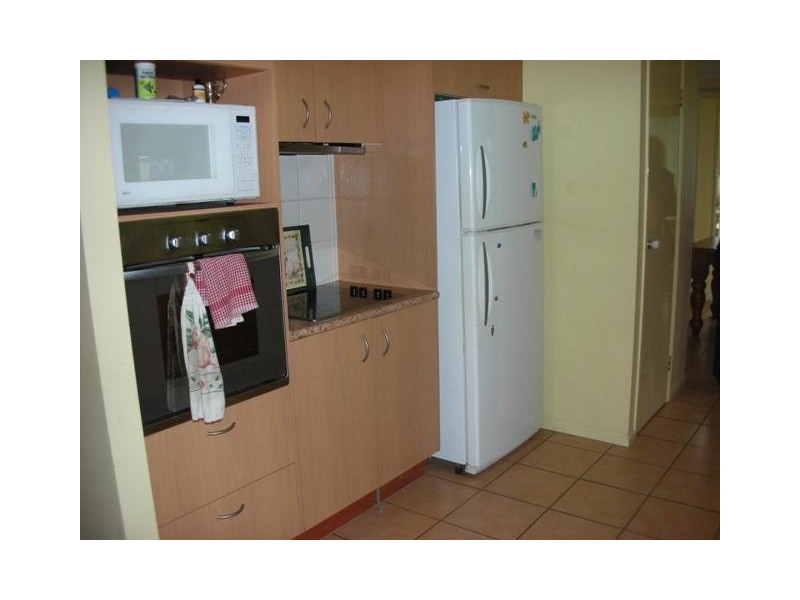 11 Martinique Court, Parrearra QLD 4575