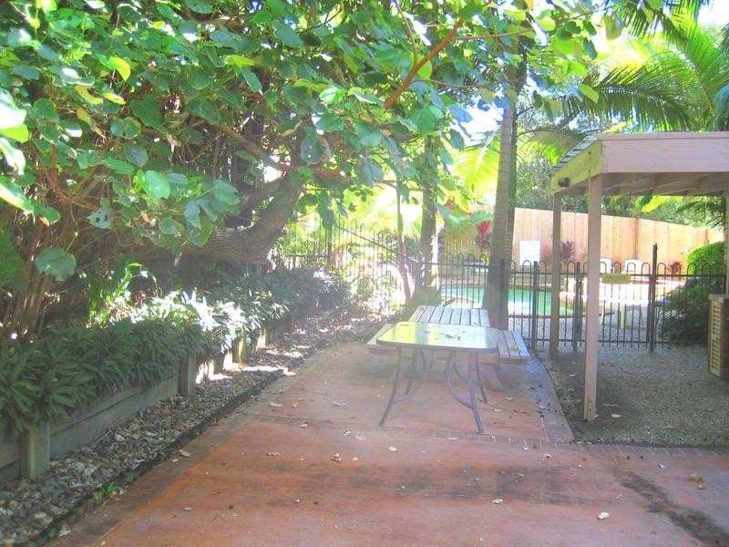 1682-1684 Coolum Cove, 1682-1684 David Low Way, Coolum Beach QLD 4573