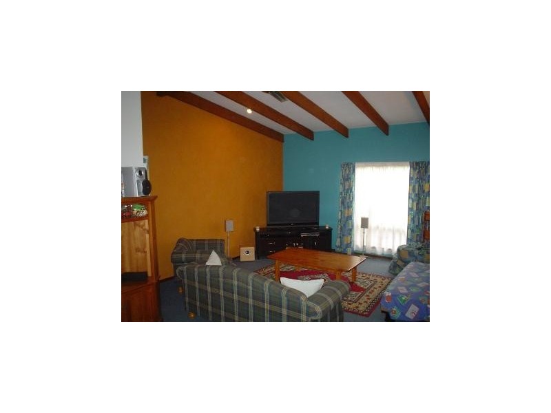 25 Kookaburra Street, Warana QLD 4575