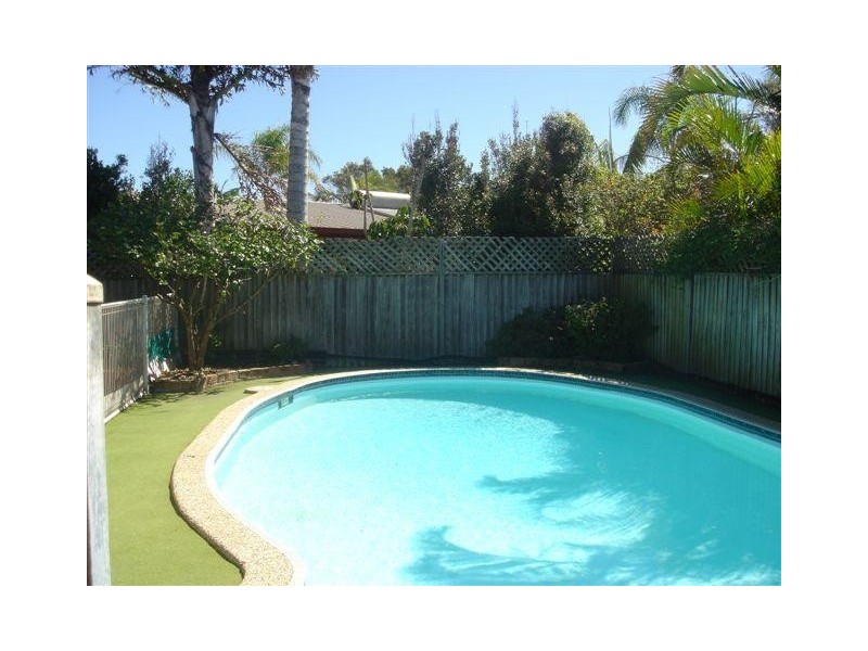 156 Oceanic Drive, Warana QLD 4575