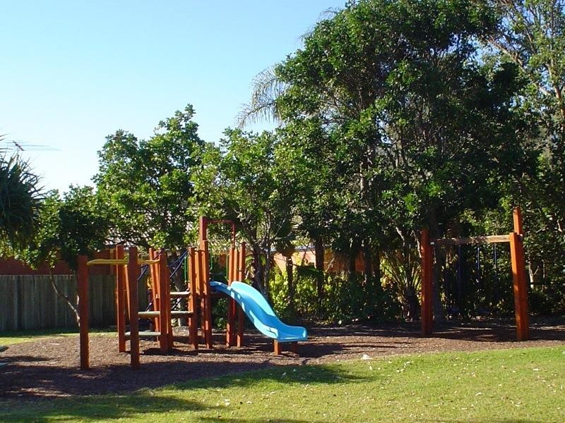 156 Oceanic Drive, Warana QLD 4575