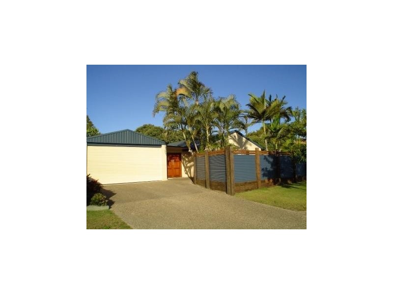 15 Honeysuckle Drive, Bokarina QLD 4575