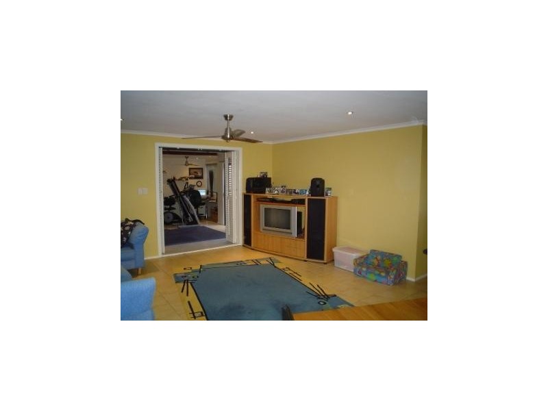 15 Honeysuckle Drive, Bokarina QLD 4575