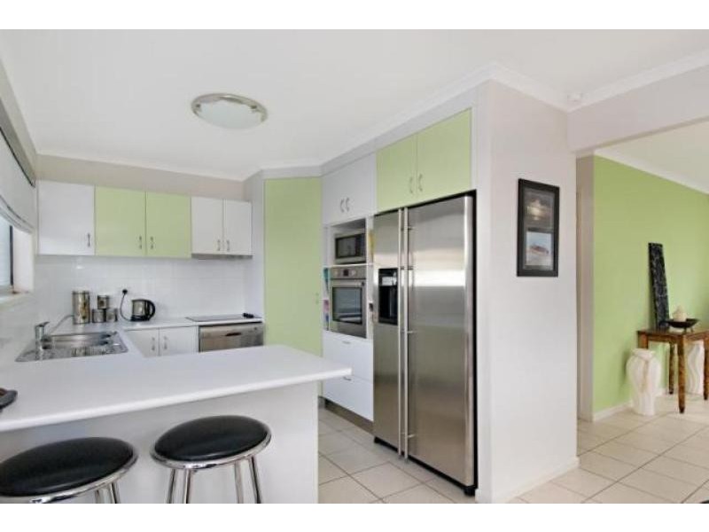 42 Balyata Street, Warana QLD 4575