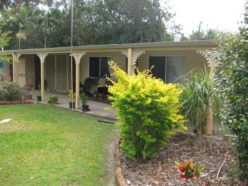 28 Bray Road, Mooloolah Valley QLD 4553
