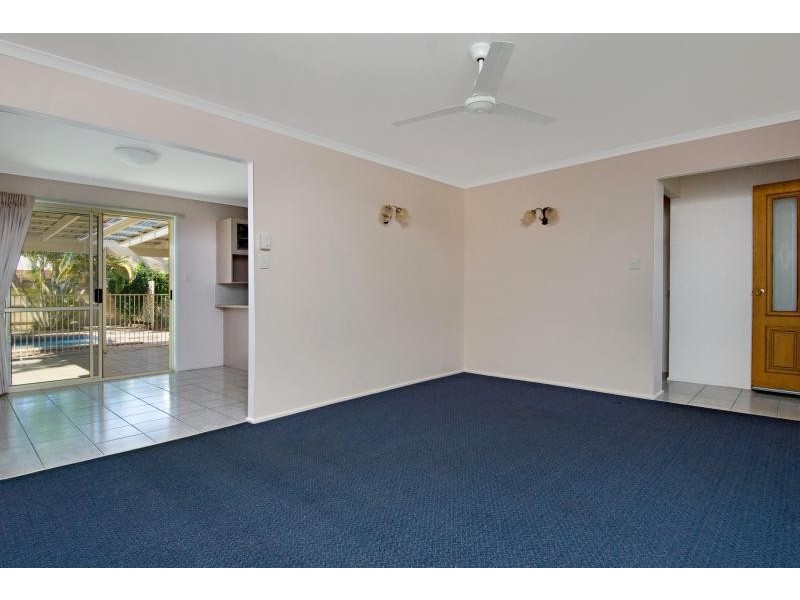 13 Marana Street, Warana QLD 4575