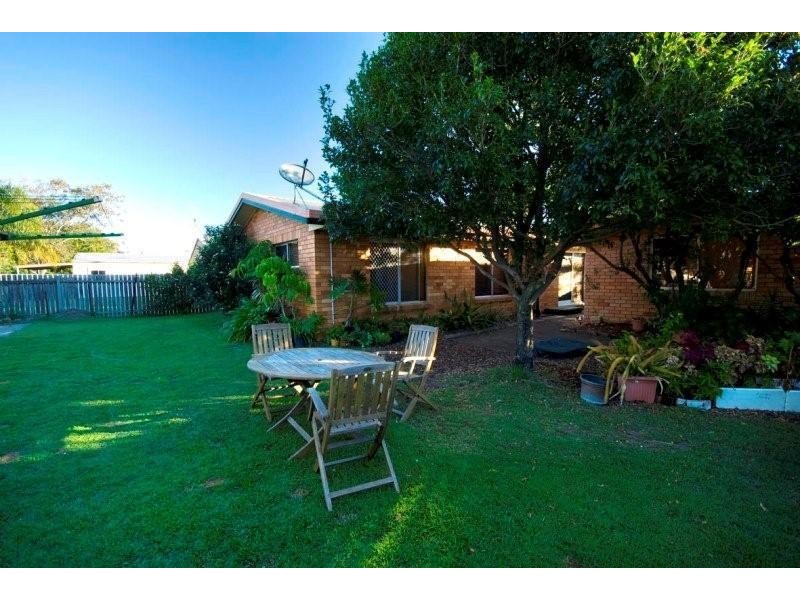 289 Nicklin Way, Warana QLD 4575