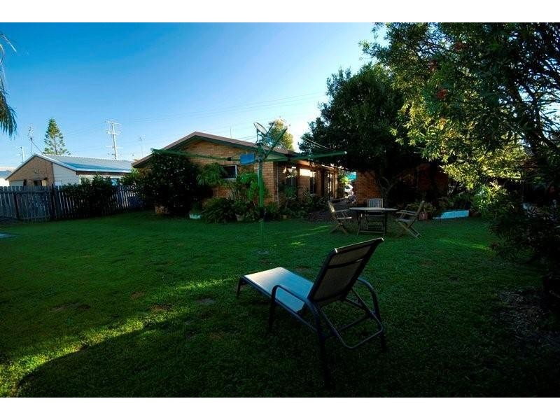 289 Nicklin Way, Warana QLD 4575