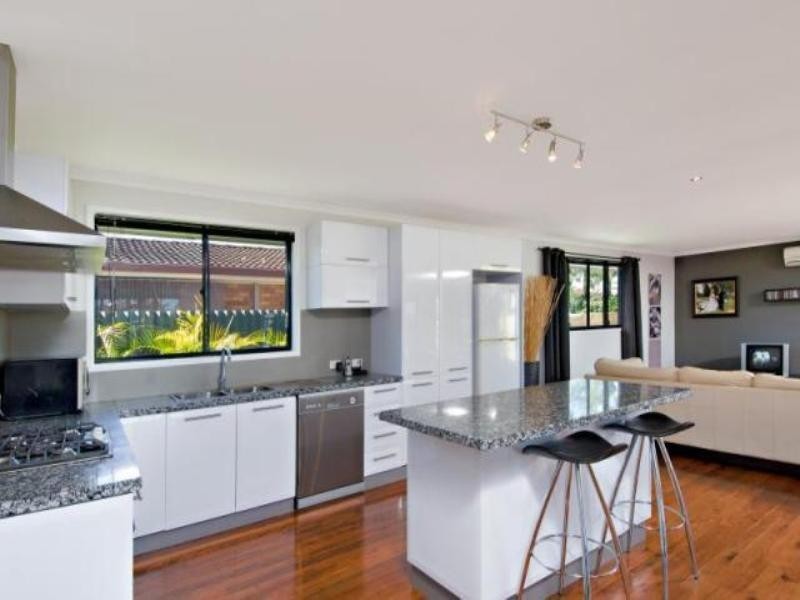 45 Saleng Crescent, Warana QLD 4575