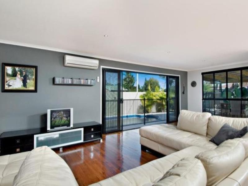 45 Saleng Crescent, Warana QLD 4575
