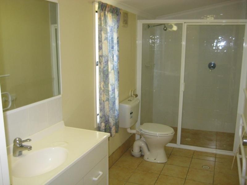 27 Mooloolah Road, Mooloolah Valley QLD 4553