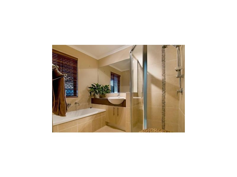 16 Balyata Street, Warana QLD 4575