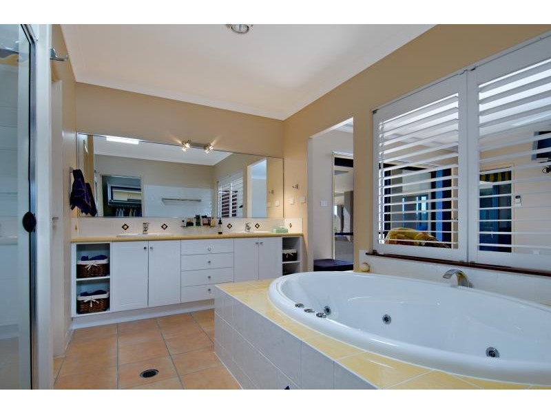 13 Webb Ellis Court, Pelican Waters QLD 4551