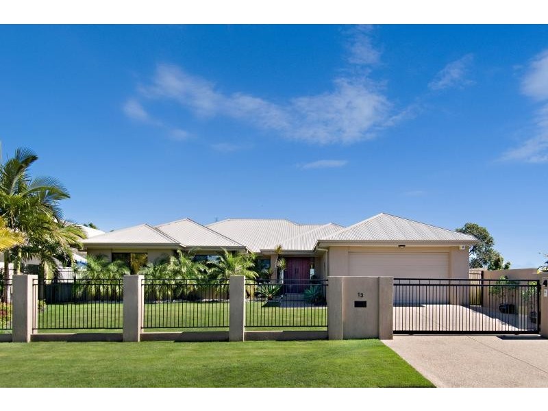 13 Webb Ellis Court, Pelican Waters QLD 4551