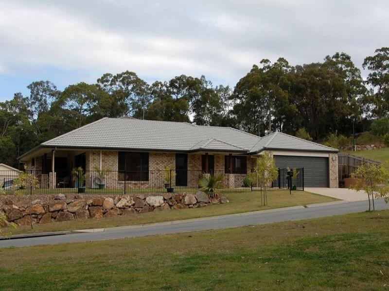 11 Greensboro Place, Little Mountain QLD 4551