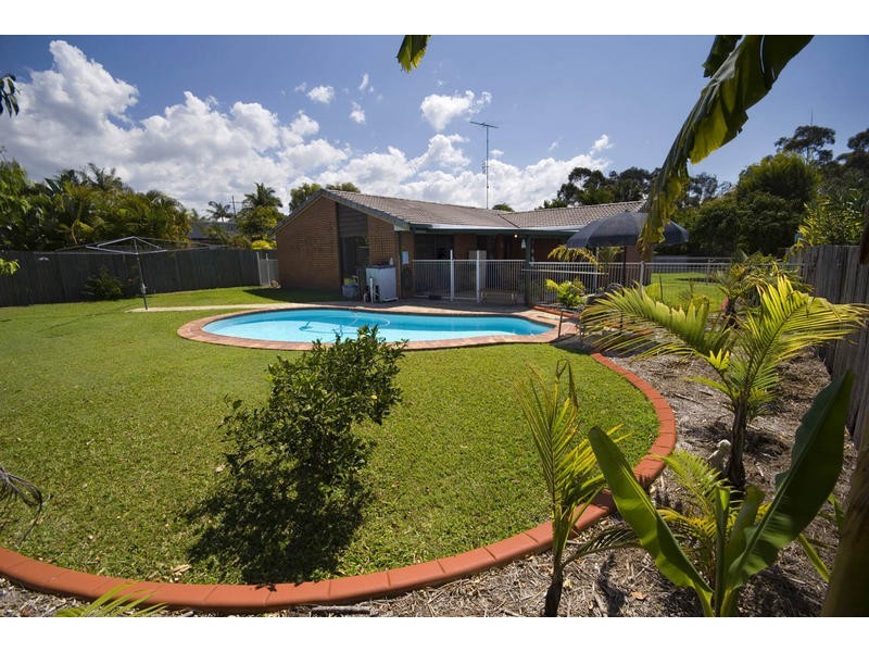 14 Lurnea Crescent, Mountain Creek QLD 4557