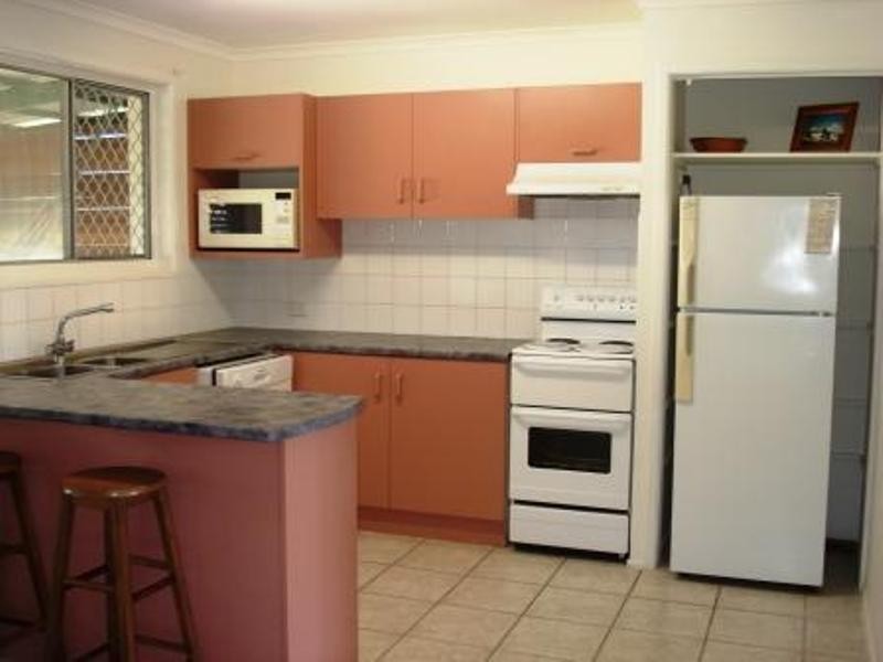 7 Echuca Court, Warana QLD 4575