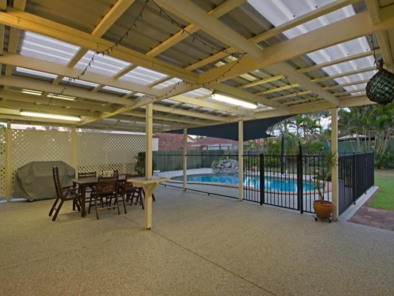 18-20 Bullando Street, Warana QLD 4575