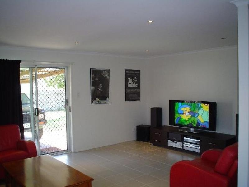 317 Nicklin Way, Bokarina QLD 4575