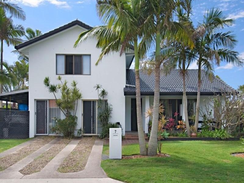 7 Werona Street, Buddina QLD 4575