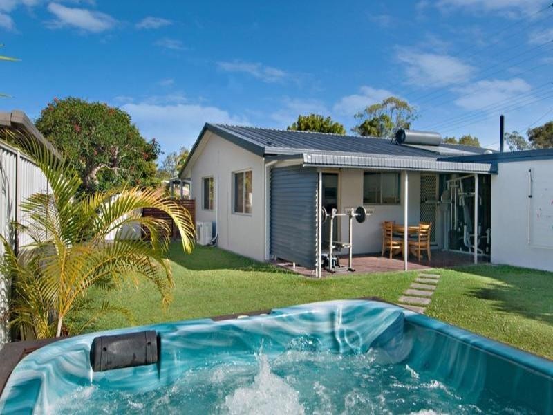 1 Coppabella Crescent, Mooloolaba QLD 4557