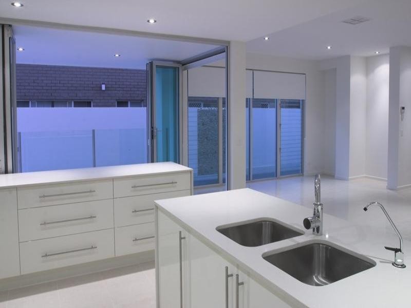 4 Alkira Street, Buddina QLD 4575