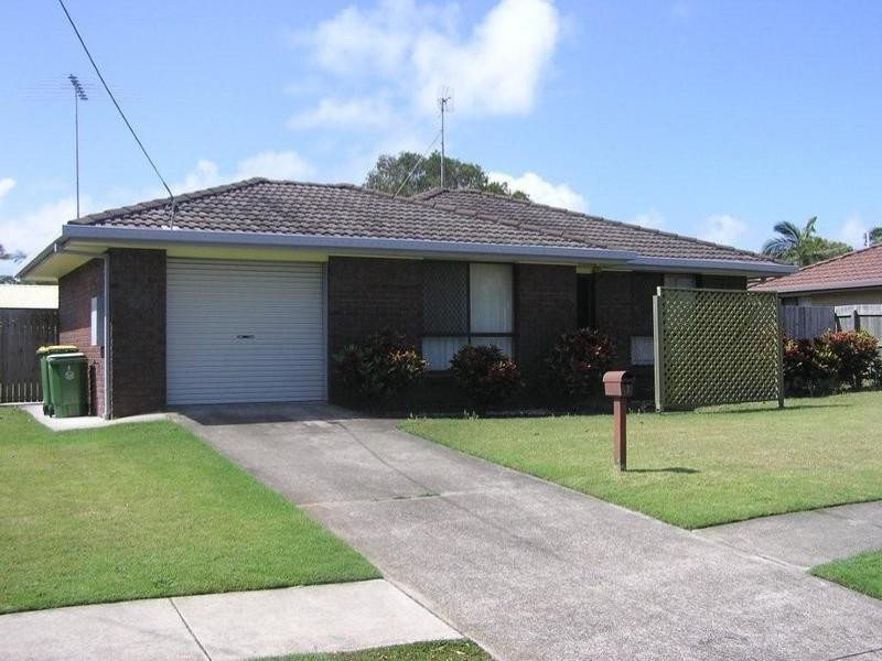 3 Uringa Street, Warana QLD 4575