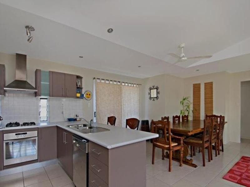 9 Solomon Court, Parrearra QLD 4575