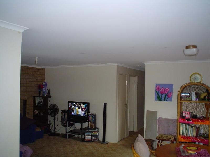 1-2 6 Tamala Street, Warana QLD 4575