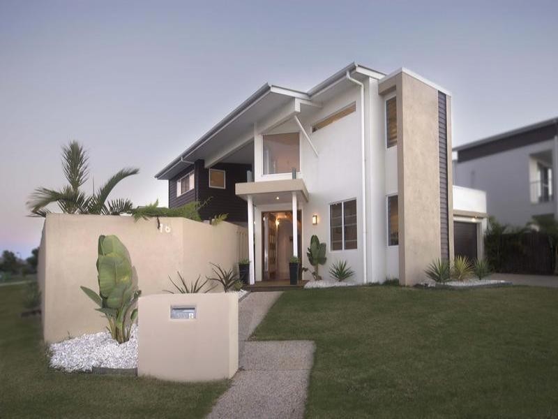 18 Flores Street, Parrearra QLD 4575