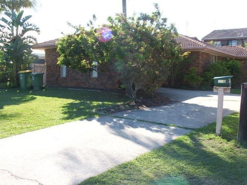 129 Lowanna Drive, Buddina QLD 4575