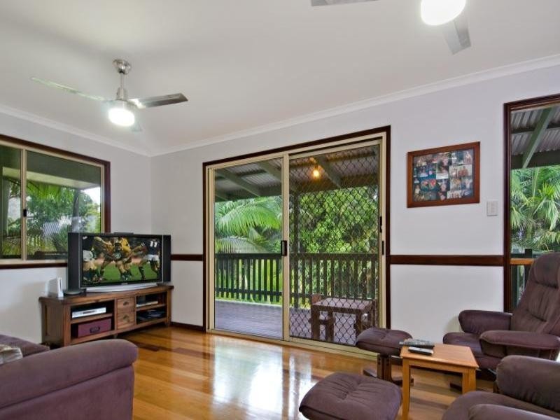 6 South River Road, Mooloolah Valley QLD 4553
