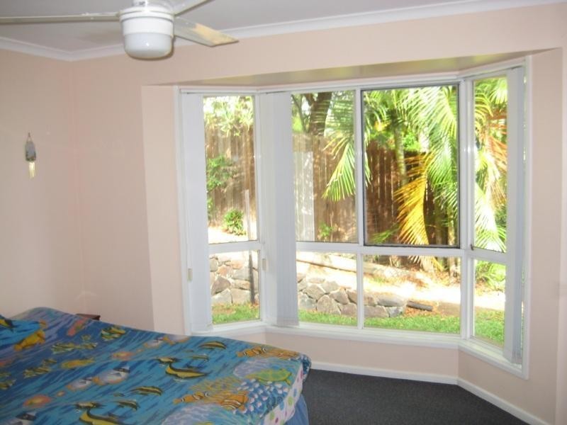 8 Christine Court, Mooloolah Valley QLD 4553