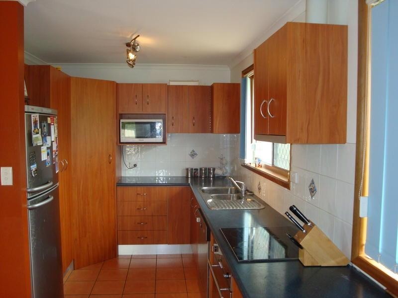 171 Nicklin Way, Warana QLD 4575