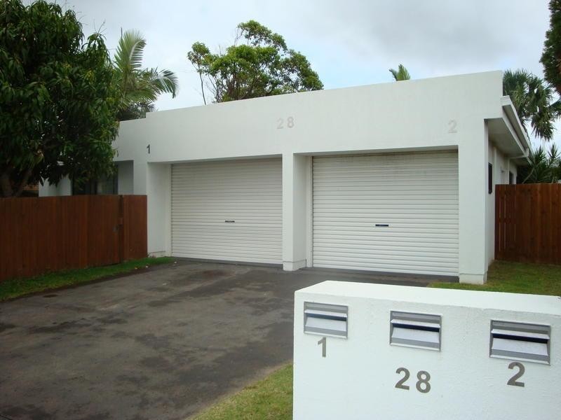 2/28 Balyata Street, Warana QLD 4575