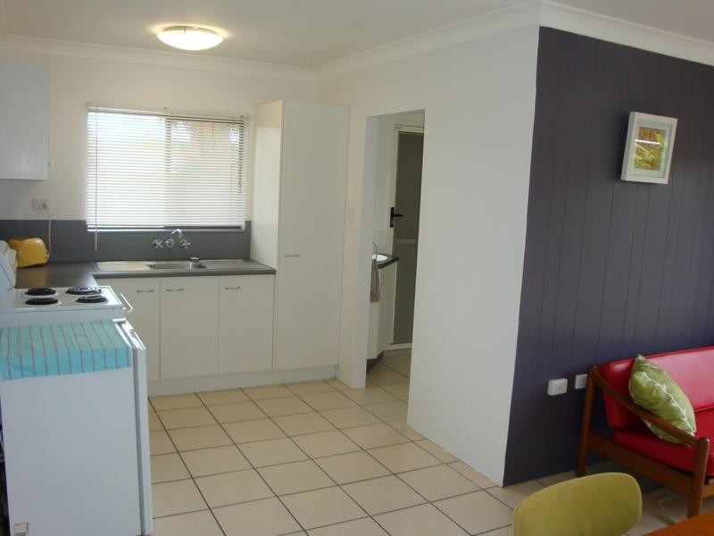 2/28 Balyata Street, Warana QLD 4575