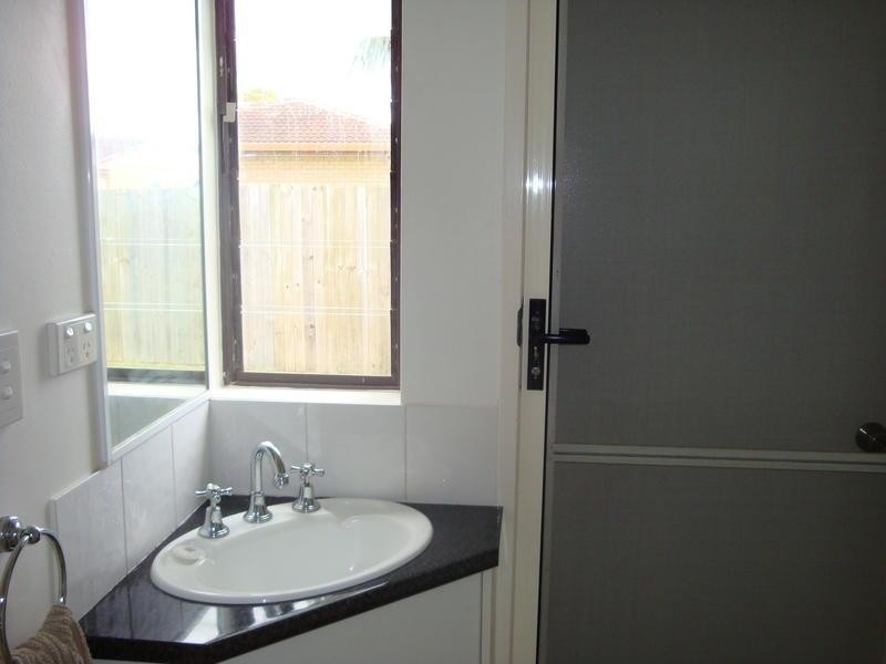 2/28 Balyata Street, Warana QLD 4575