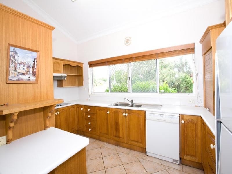 3 Anderson Street, Caloundra QLD 4551