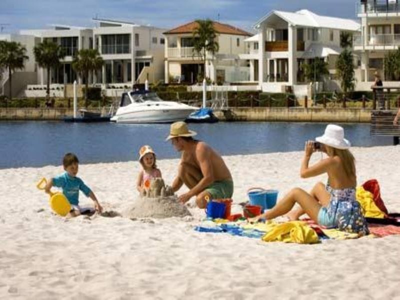 12 Mykonos Court, Parrearra QLD 4575