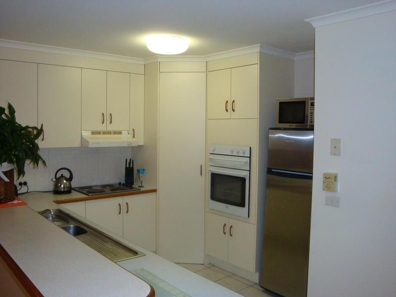 17 Bareena Place, Warana QLD 4575