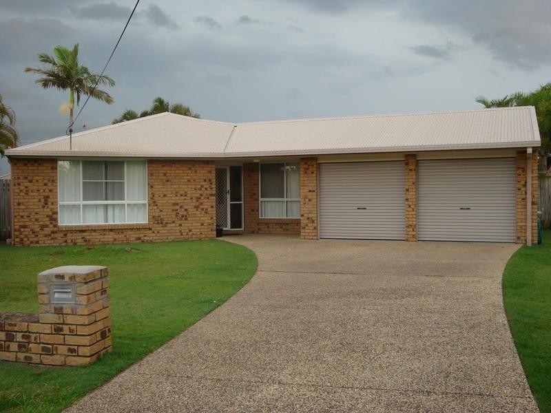 17 Bareena Place, Warana QLD 4575